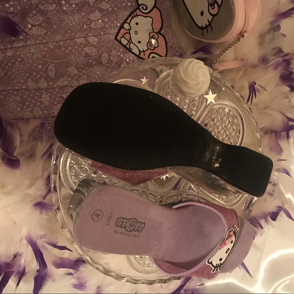 Rare🦄 adorable y2k custom hello kitty shoes with 🌈 light up heels🌈 - Picture 13 of 15